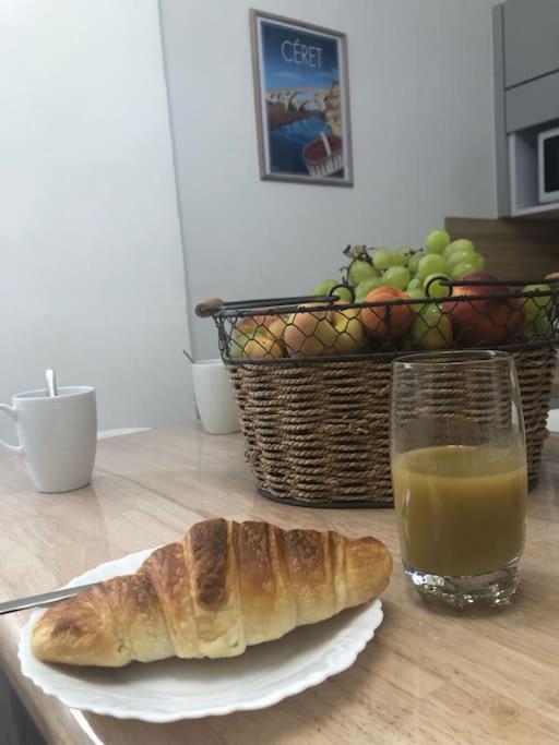 Au Coeur De Ville Avec Terrasse Céret Eksteriør billede